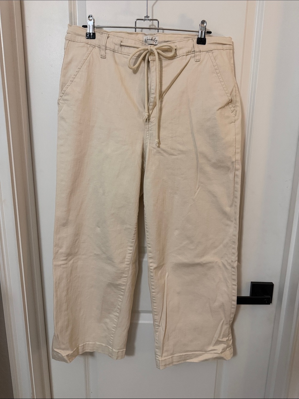 Wonderly Cream Drawstring Cropped Pants